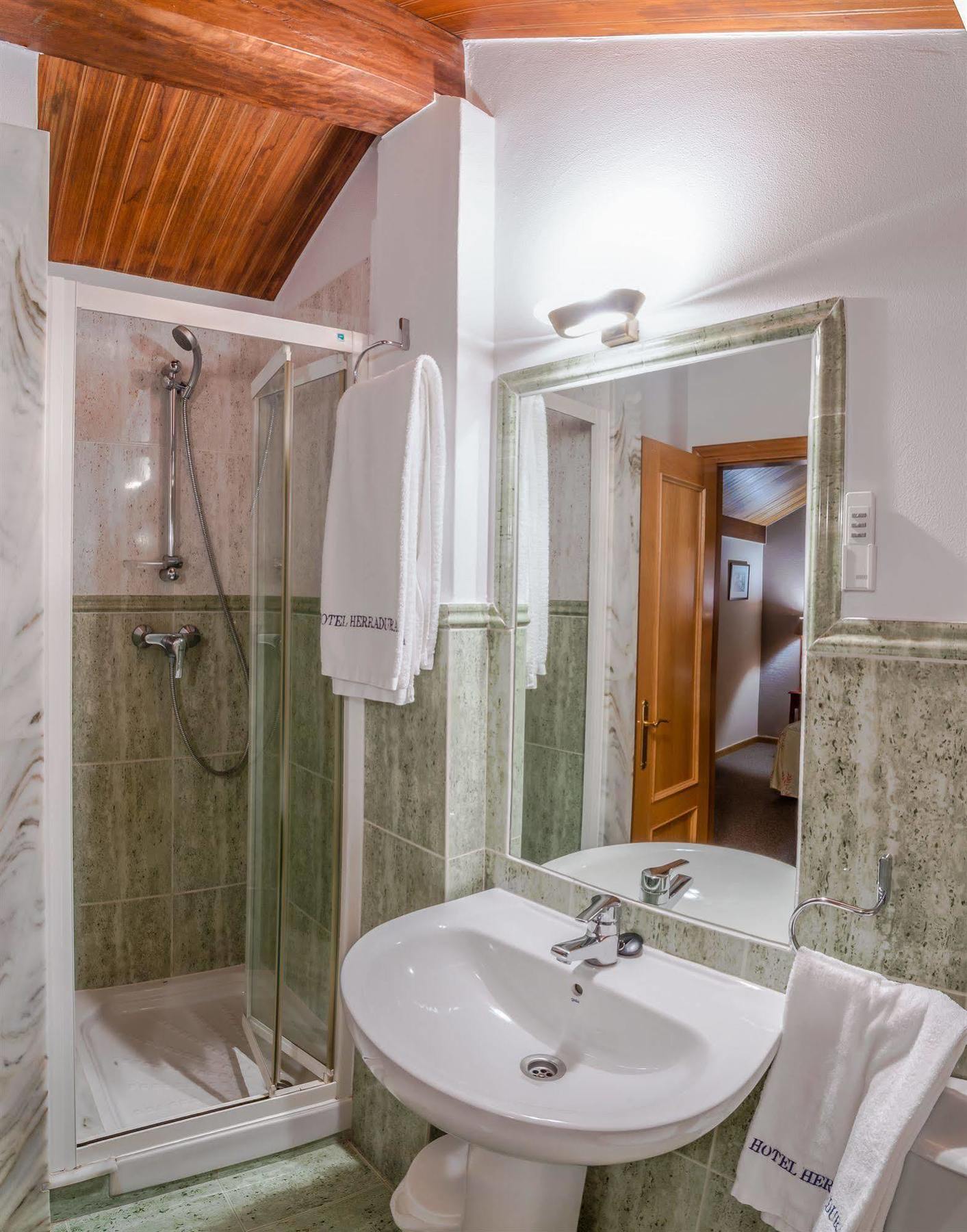 Hotel Herradura Santiago de Compostela Luaran gambar